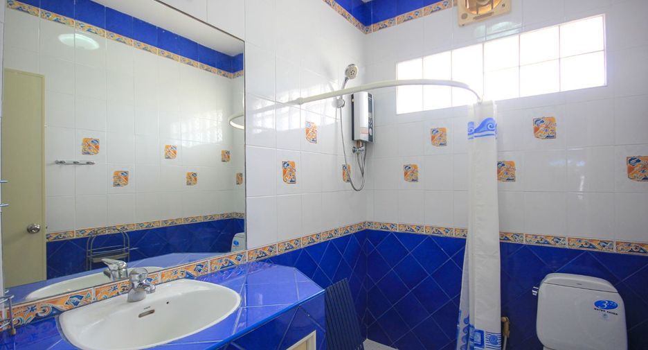 For sale 3 bedrooms villa in Cha Am, Phetchaburi