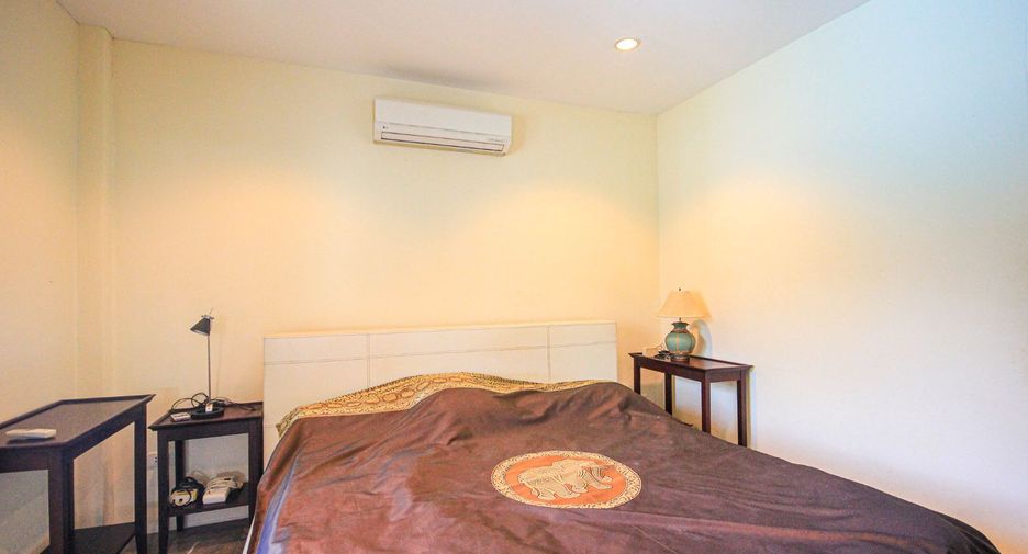 For sale 3 bedrooms villa in Cha Am, Phetchaburi