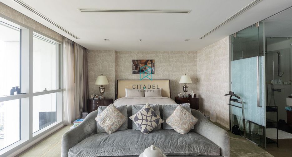 Condo en venta de 3 habitaciones en Sathon, Bangkok