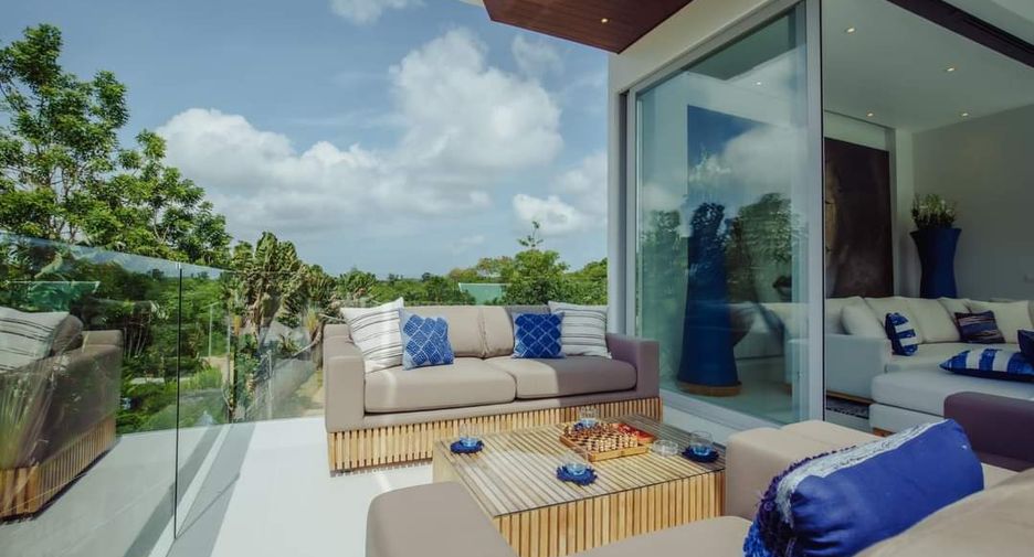 Villa en alquiler y en venta de 4 habitaciones en Mueang Phuket, Phuket