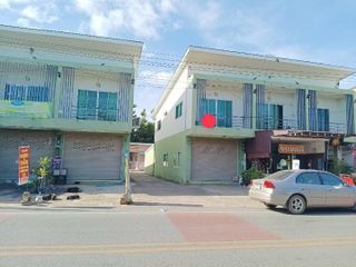 For sale 2 Beds retail Space in Mueang Phrae, Phrae