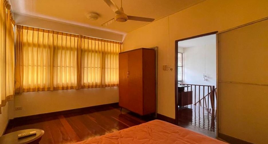 出租 2 卧室 独立屋 在 Bang Sue, 曼谷