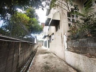Haus zur Miete mit 4 Zimmer in Phaya Thai, Bangkok