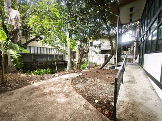Haus zur Miete mit 4 Zimmer in Phaya Thai, Bangkok