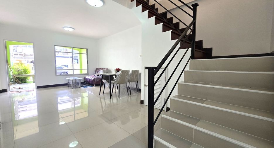 For sale 2 bedrooms townhouse in Khlong Sam Wa, Bangkok