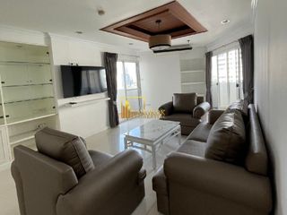 For rent 3 bedrooms condo in Watthana, Bangkok