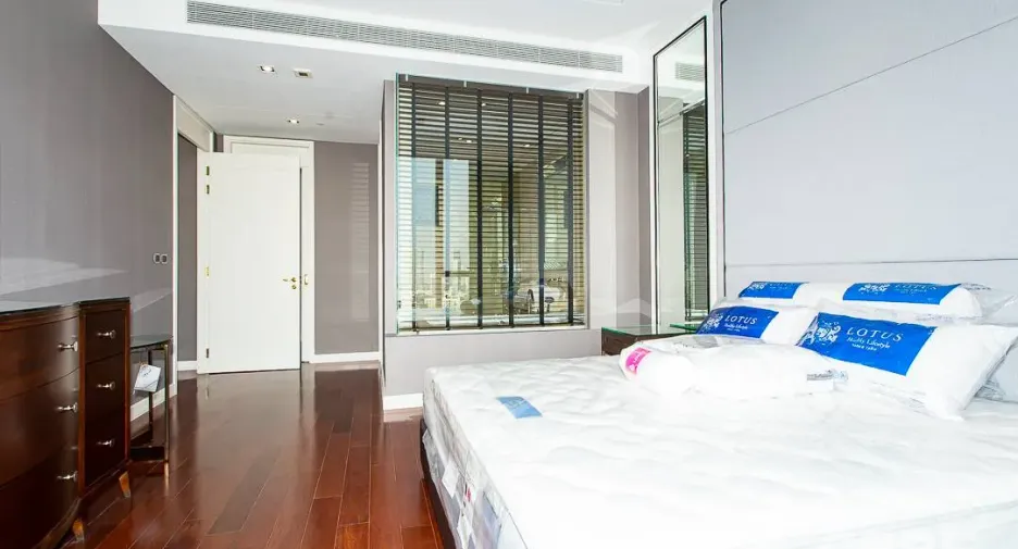 À vendre 2 chambres condo à Khlong Toei, Bangkok