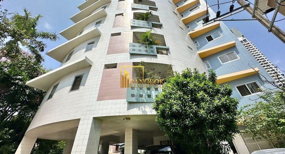 For rent 3 ベッドルーム apartment in Sathon, Bangkok