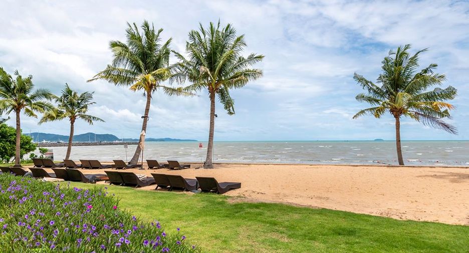 出租 和 出售 2 卧室 公寓 在 Sattahip, Chon Buri