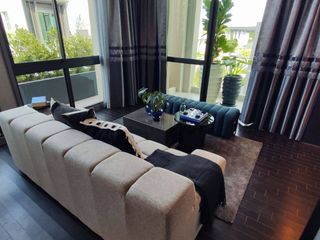For sale 5 Beds house in Pathum Wan, Bangkok