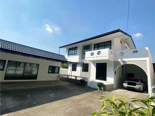 For rent 4 bed house in Bang Len, Nakhon Pathom