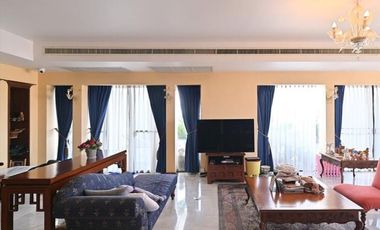 For sale 3 bed condo in Khlong Toei, Bangkok