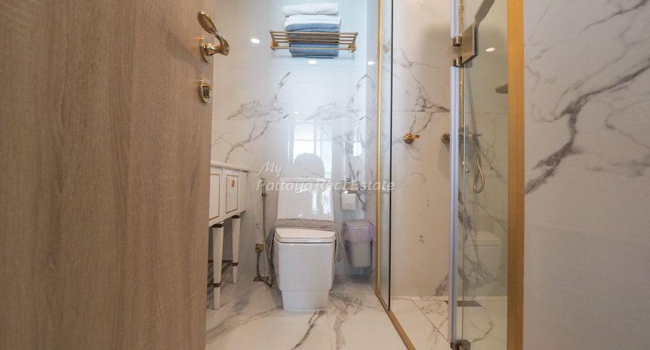 For sale 2 bedrooms condo in Jomtien, Pattaya