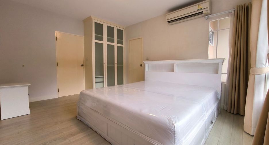 For rent and for sale 2 bedrooms townhouse in Bang Bo, Samut Prakan