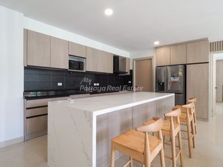 For sale 4 bed condo in Bang Lamung, Chonburi