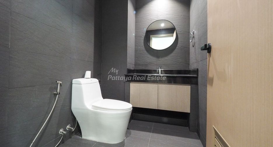 For sale 4 ベッドルーム condo in Bang Lamung, Chonburi