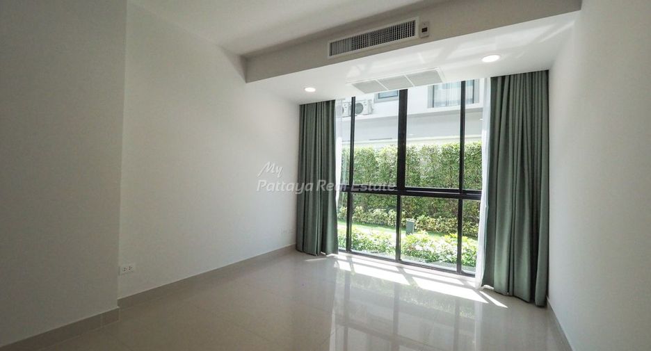 For sale 4 ベッドルーム condo in Bang Lamung, Chonburi