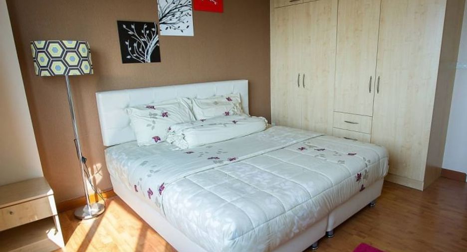 For rent 1 bed condo in Si Racha, Chonburi