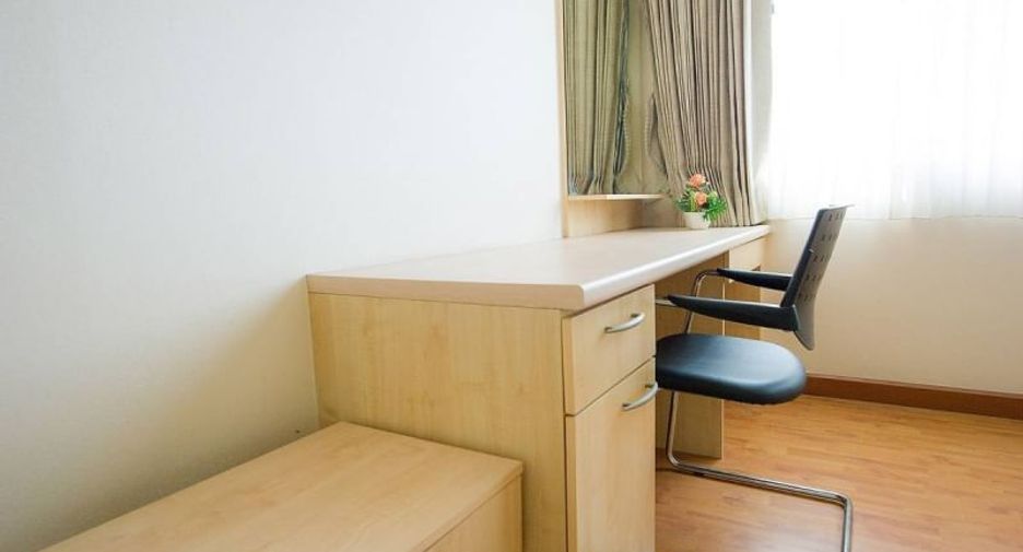 For rent 1 bed condo in Si Racha, Chonburi