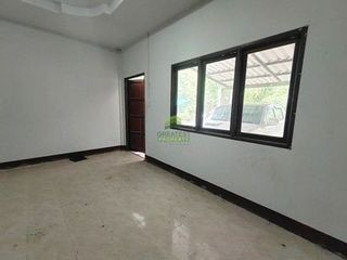 For sale 1 bed townhouse in Lang Suan, Chumphon