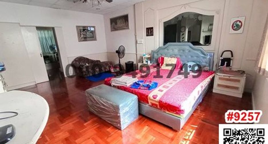 For sale 4 bedrooms condo in Bangkok Yai, Bangkok