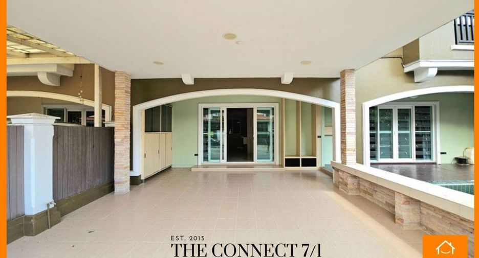 For sale 5 bedrooms townhouse in Don Mueang, Bangkok