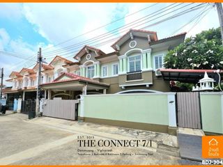 For sale 5 bedrooms townhouse in Don Mueang, Bangkok