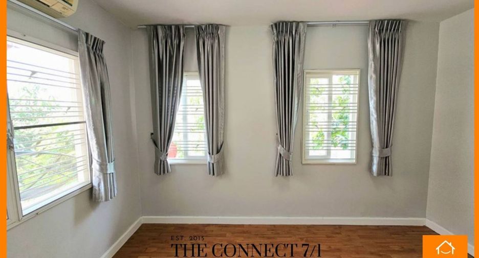 For sale 5 bedrooms townhouse in Don Mueang, Bangkok