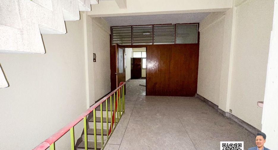 Casa adosada en venta de 3 habitaciones en Sathon, Bangkok