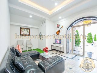 Villa en venta de 5 habitaciones en Bang Saray, Pattaya