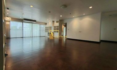 Condo en alquiler de 3 habitaciones en Watthana, Bangkok