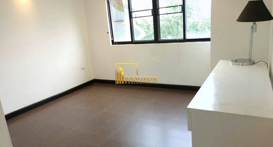 For rent 3 bedrooms condo in Watthana, Bangkok