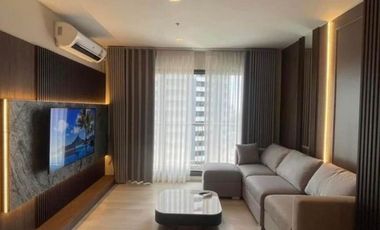 À louer et à vendre 2 chambres condo à Pathum Wan, Bangkok