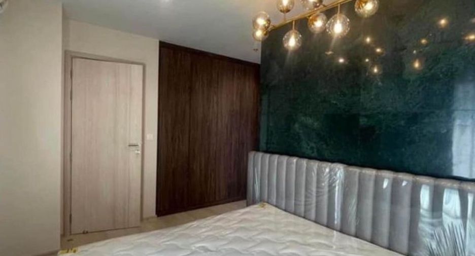 For rent and for sale 2 bedrooms condo in Pathum Wan, Bangkok
