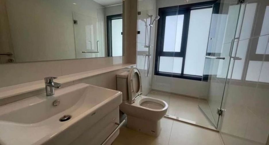 For rent and for sale 2 bedrooms condo in Pathum Wan, Bangkok