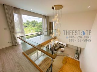 For rent 4 bedrooms house in San Kamphaeng, Chiang Mai