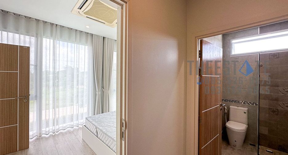 For rent 4 bedrooms house in San Kamphaeng, Chiang Mai
