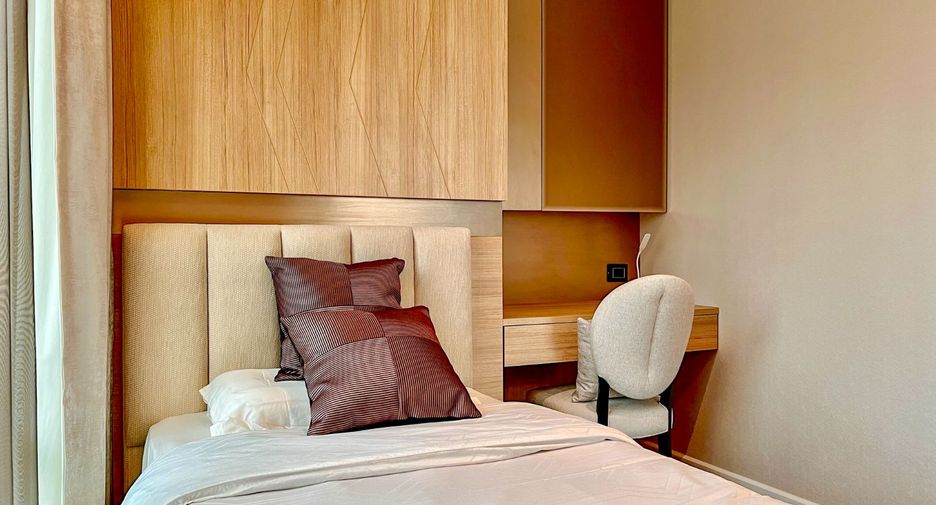 For sale 2 bedrooms condo in Watthana, Bangkok