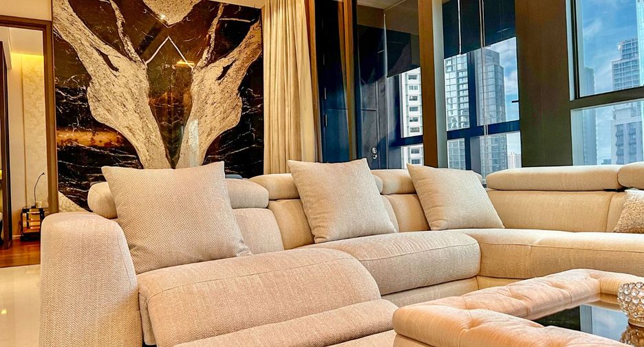 For sale 2 bedrooms condo in Watthana, Bangkok