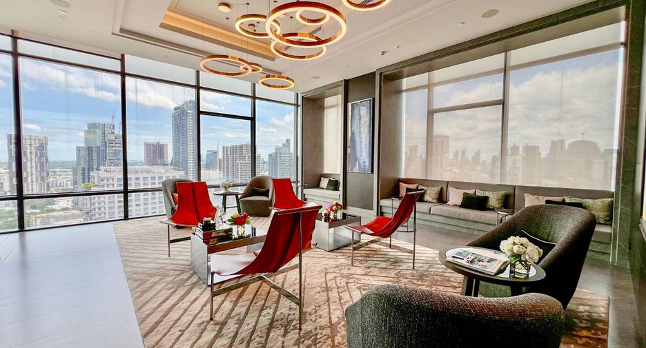 For sale 2 bedrooms condo in Watthana, Bangkok