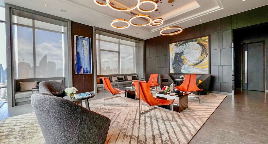 For sale 2 bedrooms condo in Watthana, Bangkok