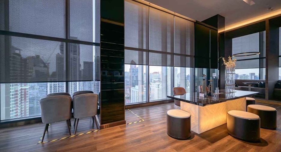 À louer et à vendre 3 chambres condo à Watthana, Bangkok