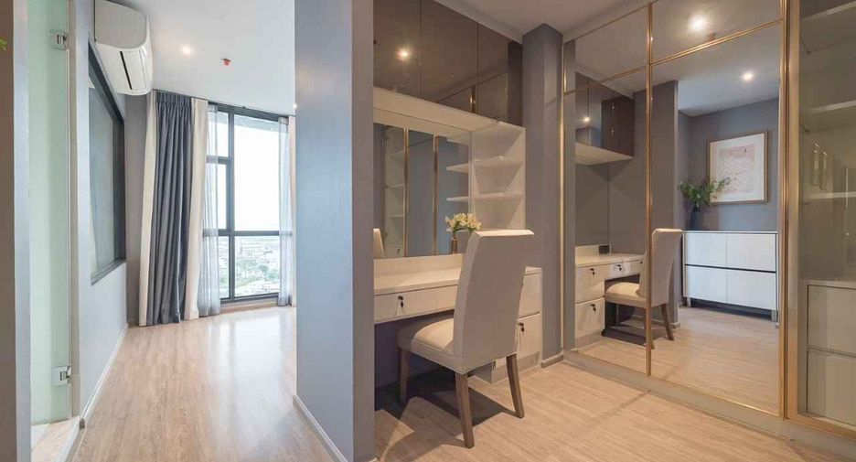 À louer et à vendre 3 chambres condo à Watthana, Bangkok