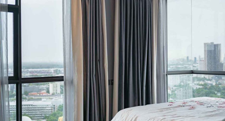 À louer et à vendre 3 chambres condo à Watthana, Bangkok