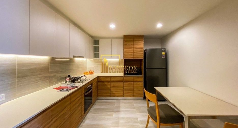 Apartamento en alquiler de 3 habitaciones en Yan Nawa, Bangkok