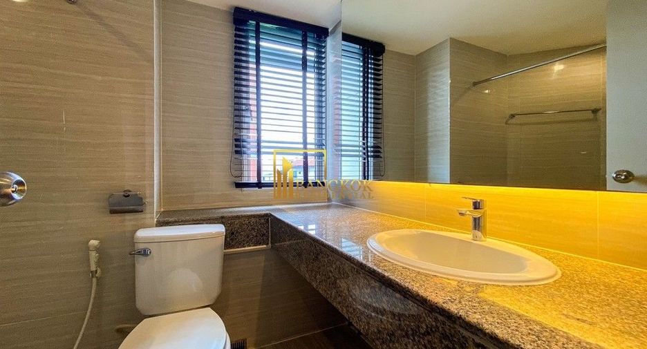 Apartamento en alquiler de 3 habitaciones en Yan Nawa, Bangkok