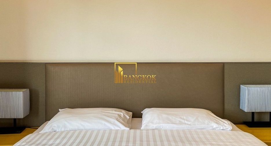 Apartamento en alquiler de 3 habitaciones en Yan Nawa, Bangkok