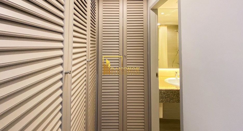 Apartamento en alquiler de 3 habitaciones en Yan Nawa, Bangkok