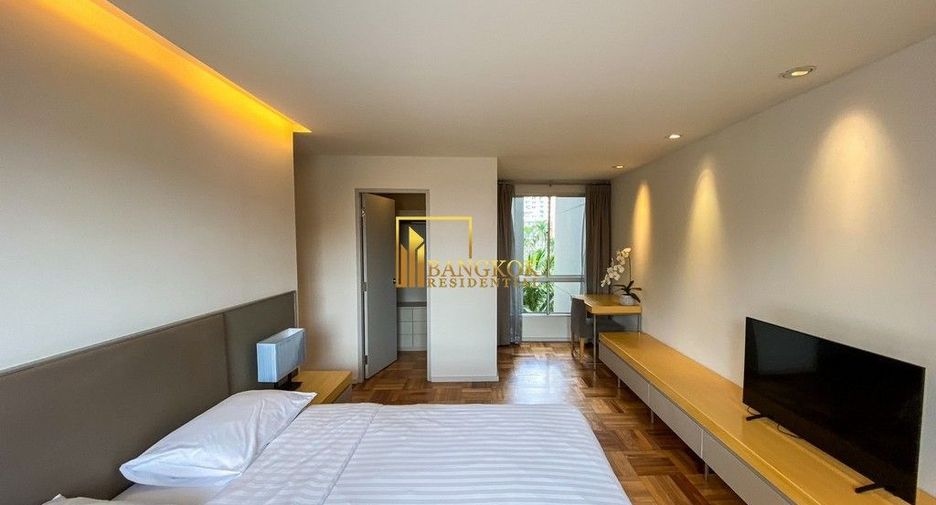 Apartamento en alquiler de 3 habitaciones en Yan Nawa, Bangkok