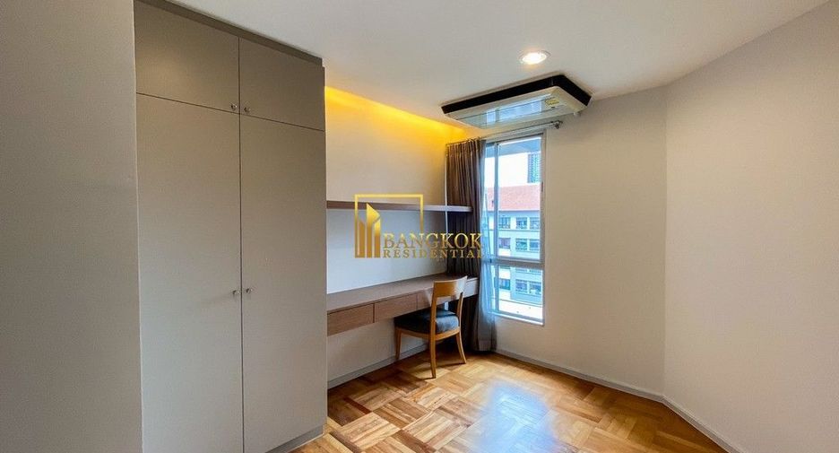 Apartamento en alquiler de 3 habitaciones en Yan Nawa, Bangkok